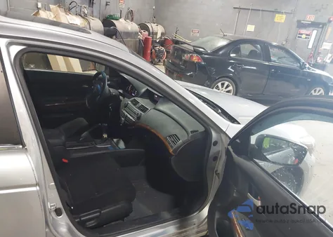 2011 Honda Accord 2.4 Ex z USA, uszkodzony, nr VIN 1HGCP2E7XBA157608